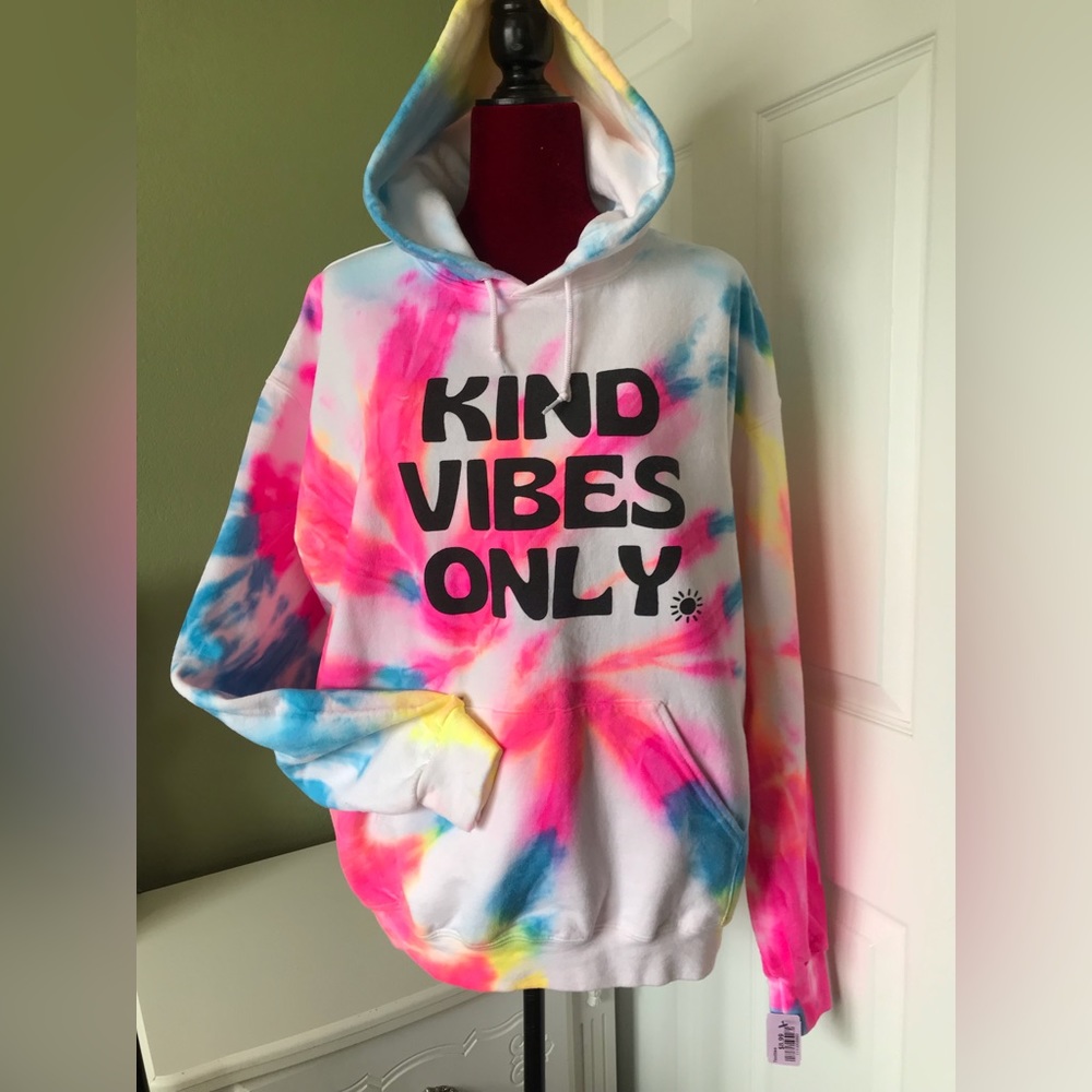 Tye dye hoodie in excellent condition! Kind Vides Only!  Sz large